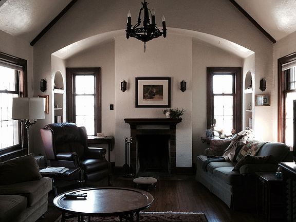 2nd image of 2415 E Stratford Ct APT 2