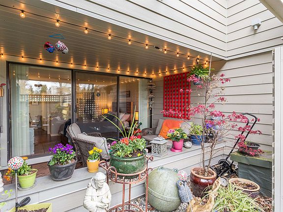 2nd image of 15272 19th Ave #102