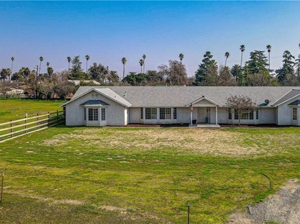 24363 Camellia Ct Chowchilla Ca 93610 Zillow