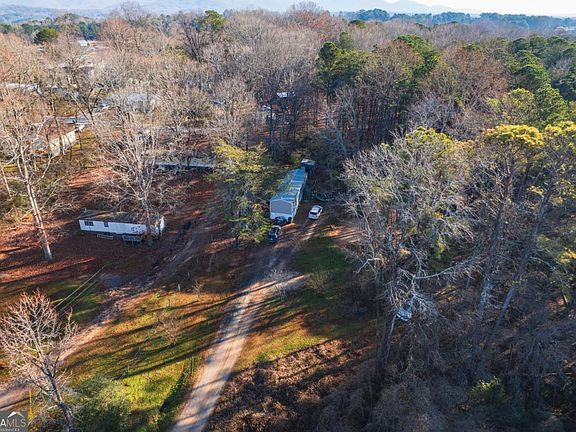 4th image of 73 Lambert St