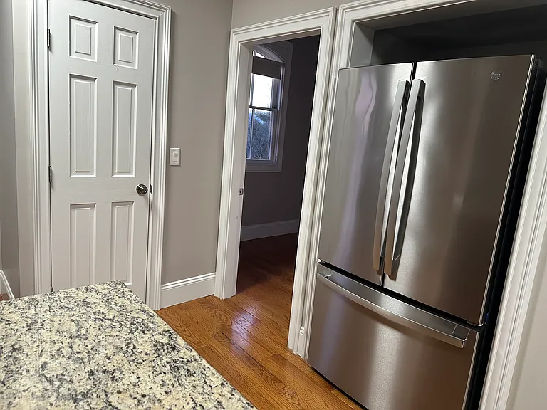 200 Hope St #3 — Photo 15