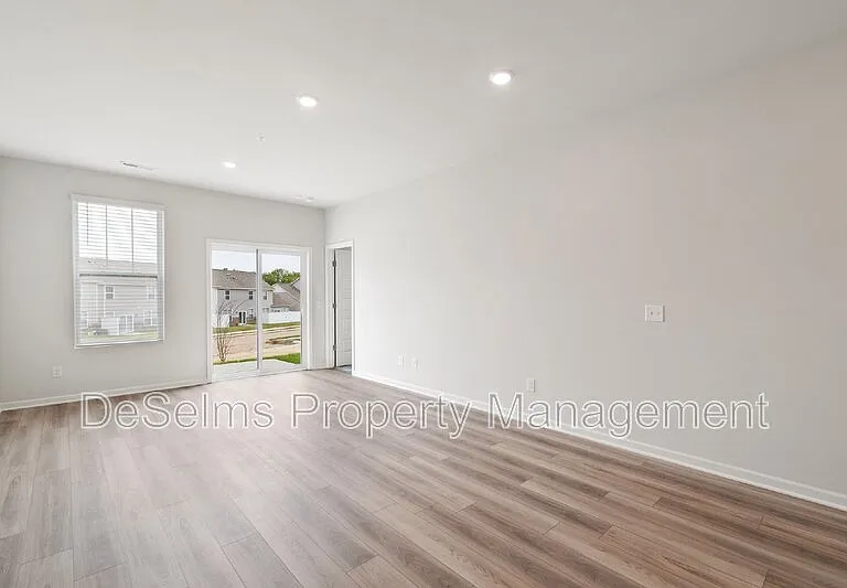 431 Alcott Way — Photo 15