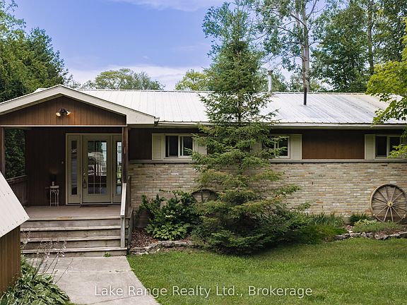 2nd image of 311 Maple St