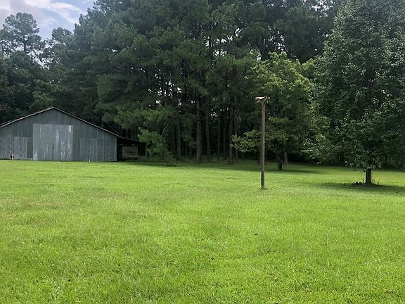5th image of 207 Northwood Dr