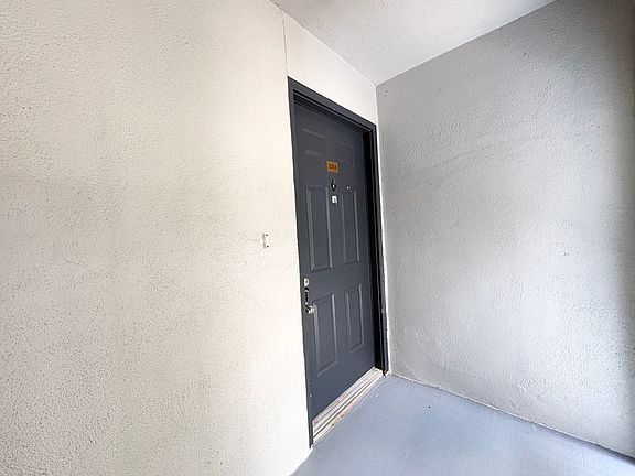 2nd image of 3314 Clubside Dr