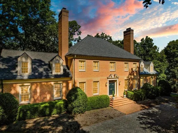 445 Quailwood Dr, Blacksburg, VA 24060