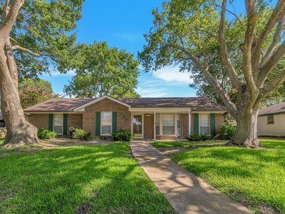 208 Iroquois Ln, Waxahachie, TX, 75165