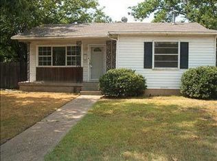 929 E Edith St, Irving, TX 75061