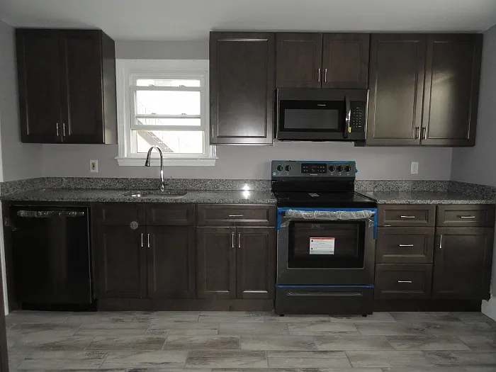 Hancock St — Photo 10