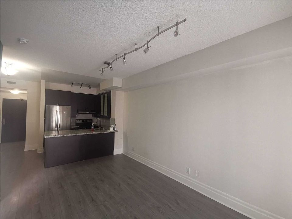 2nd image of 57 Upper Duke Cres #201