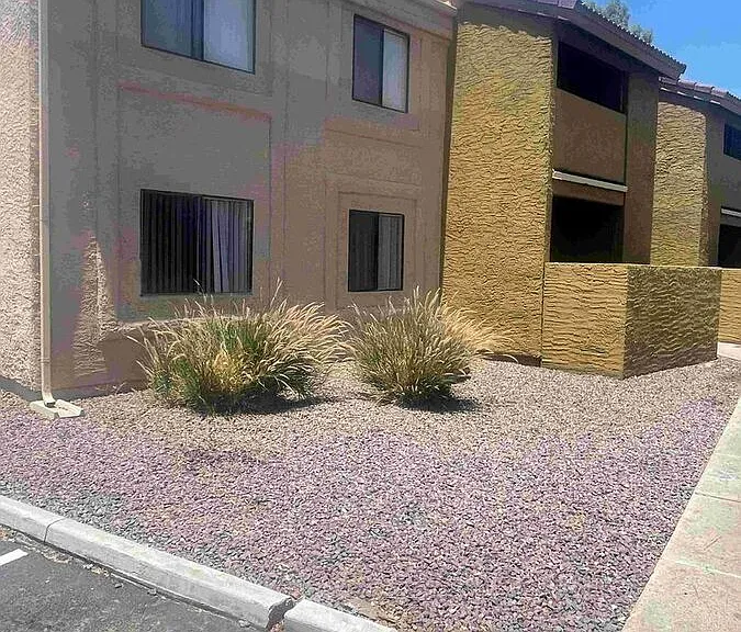 Parkside Apartments — Photo 40
