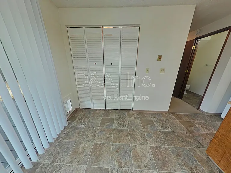 694 NW Walnut Blvd — Photo 8