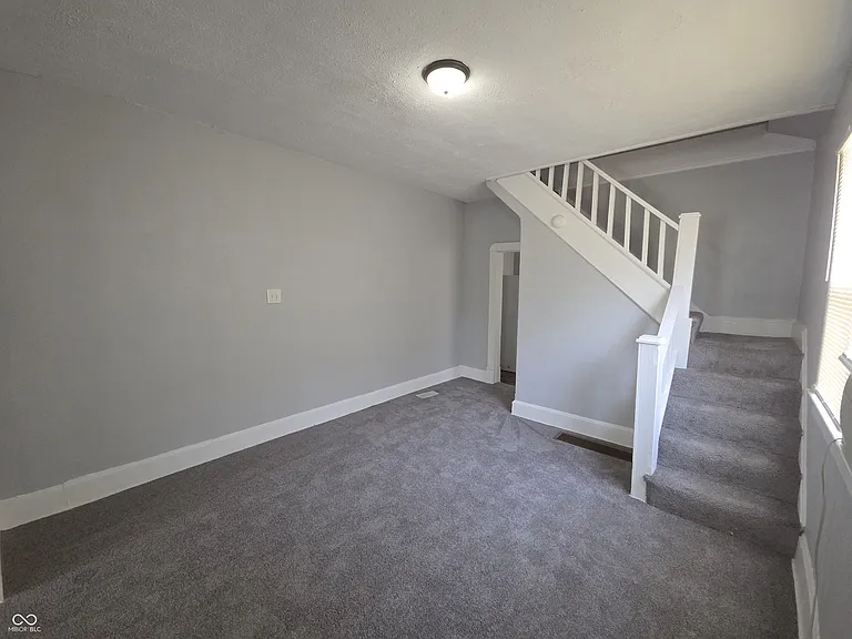 516 W 28th St — Photo 5