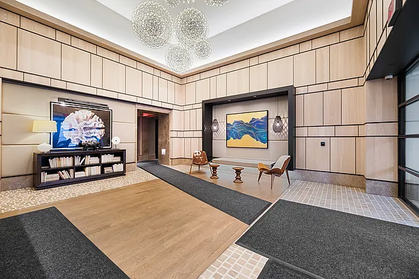 Rented by REAL New York | media 20