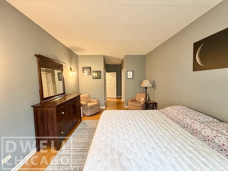 4625 W Lawrence Ave #401 — Photo 11