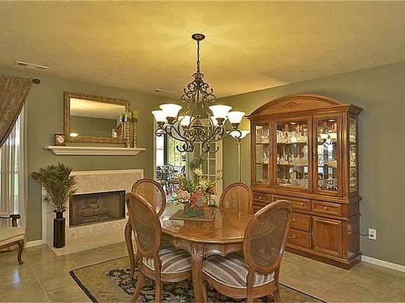 5th image of 16502 Brentford Ct