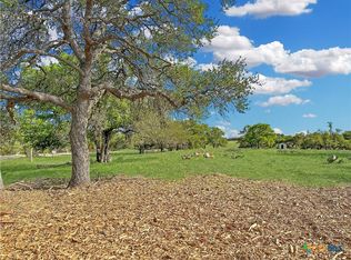 55 Thriving Oak Dr, Fredericksburg, TX 78624