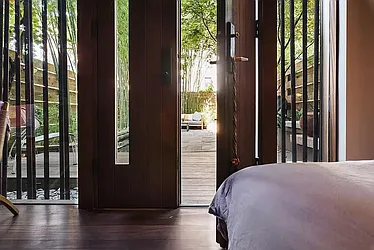 Rented by Gulia Wang, LREB