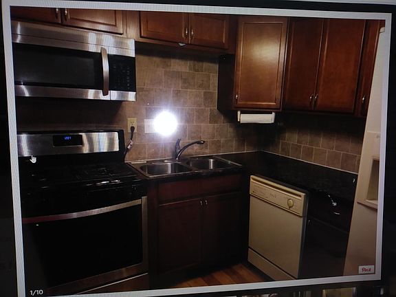 2nd image of 7206 72nd Ln N