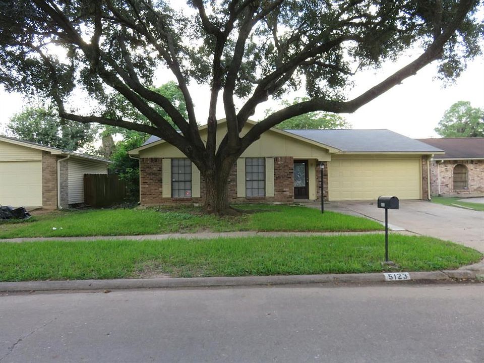 1st image of 5123 Cairnleigh Dr