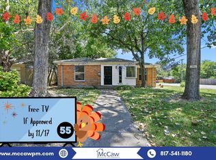 2704 Highwood Dr, Dallas, TX 75228