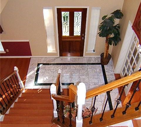2nd image of 902 Winchester Ct