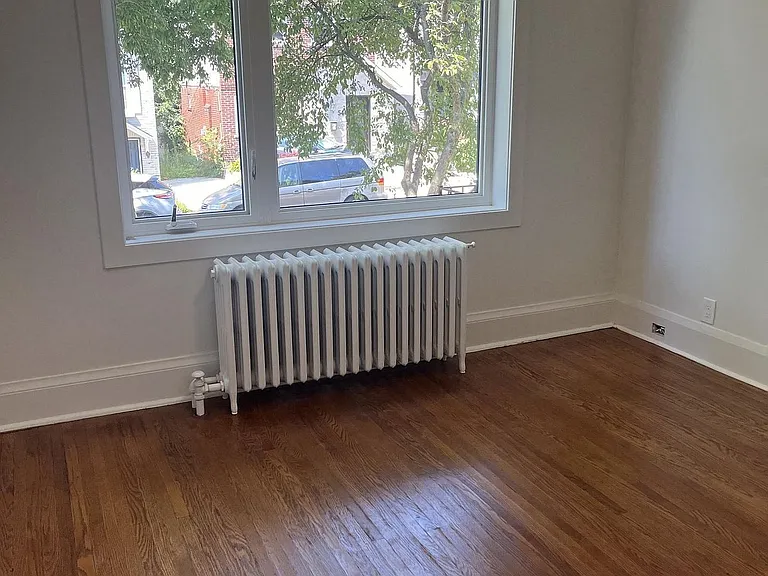 55 Beresford Ave — Photo 4