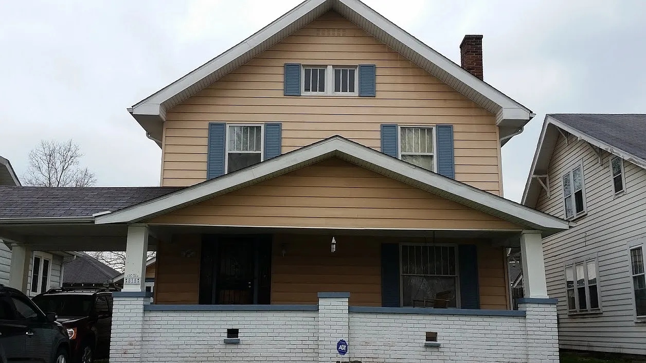 815 W 3rd St photo 1