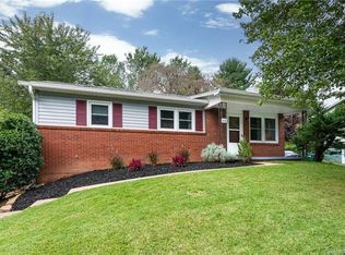 408 Lower Grassy Branch Rd, Asheville, NC 28805