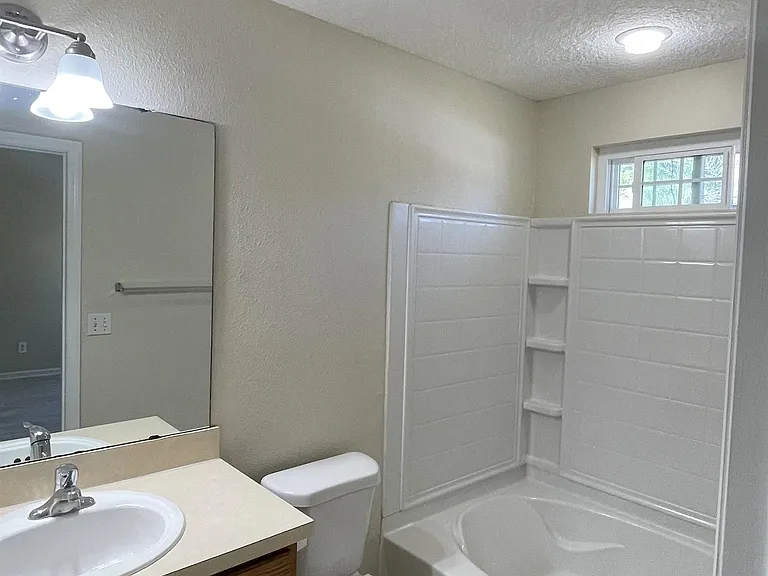 1707 Biscayne Bay Cir — Photo 14