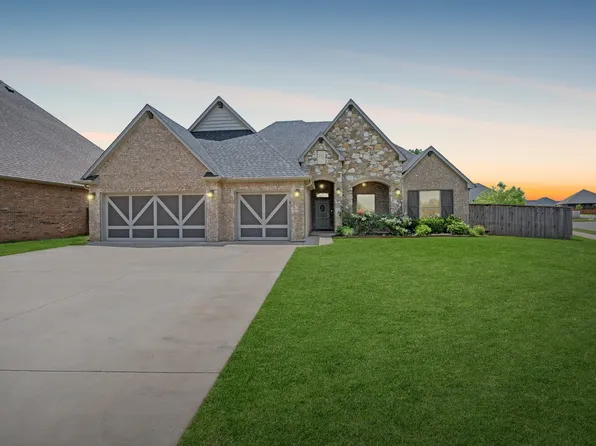 9028 NW 146th St, Yukon, OK 73099