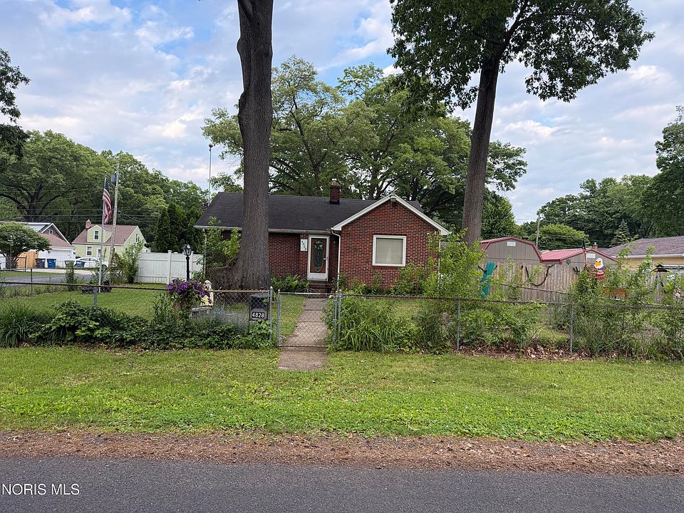 1st image of 4828 Haddington Dr