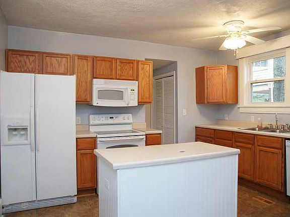 5th image of 1326 Belleview Ave SE