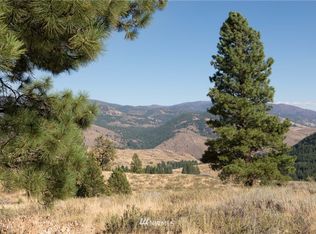 105 Lonesome Grouse Rd, Winthrop, WA 98862