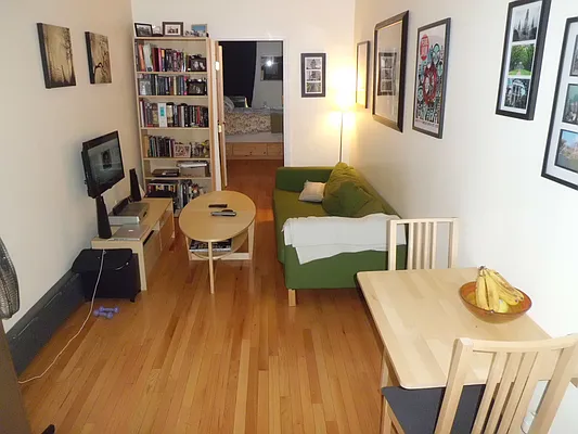 Rented by Maximus Realty Group | media 49