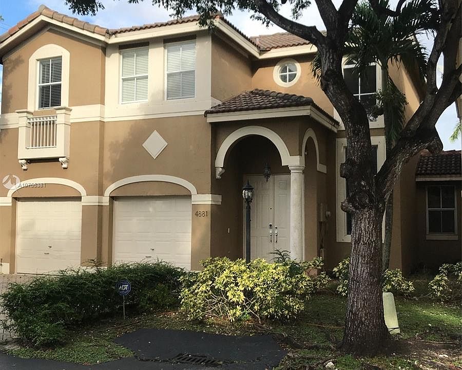 1st image of 4881 NW 111th Ave
