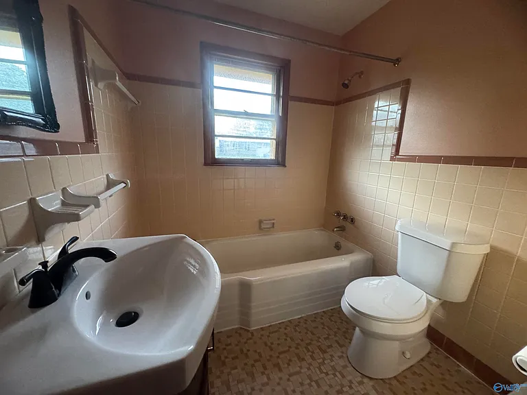 2103 Shannonhouse Rd SW — Photo 18