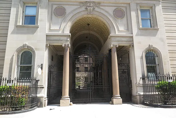 Rented by HFF Realty LLC | media 29