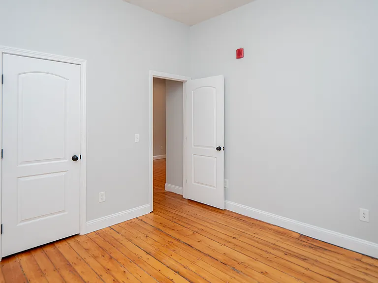 75 Governor St #1 — Photo 12