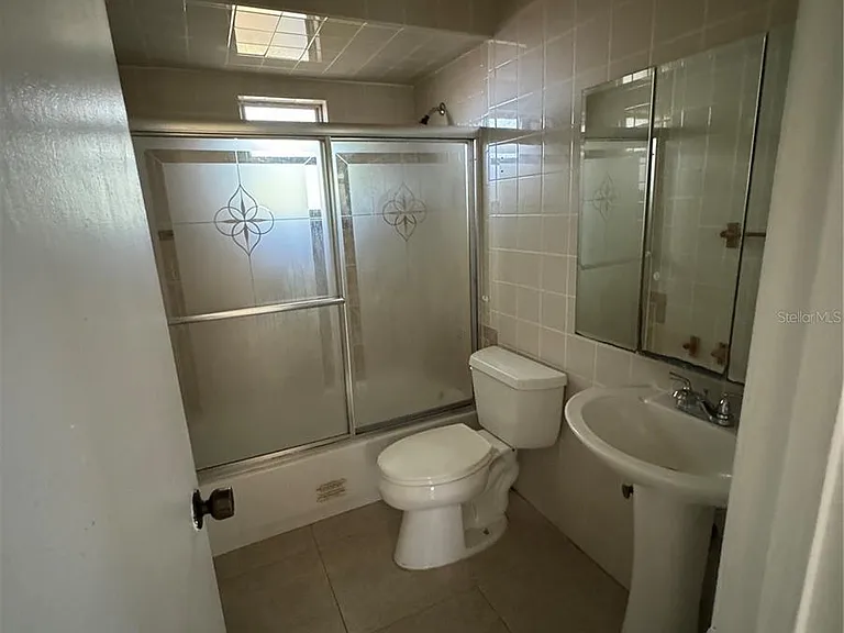 236 La Paz Dr — Photo 9