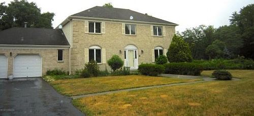 2nd image of 32 Green Meadow Dr