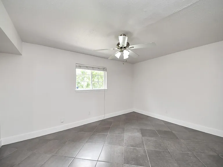4011 Ebbtide Dr — Photo 27