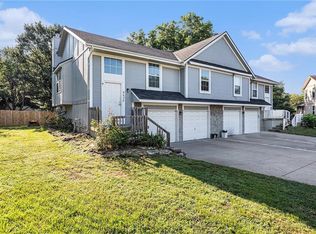 6618 W 152nd St, Overland Park, KS 66223