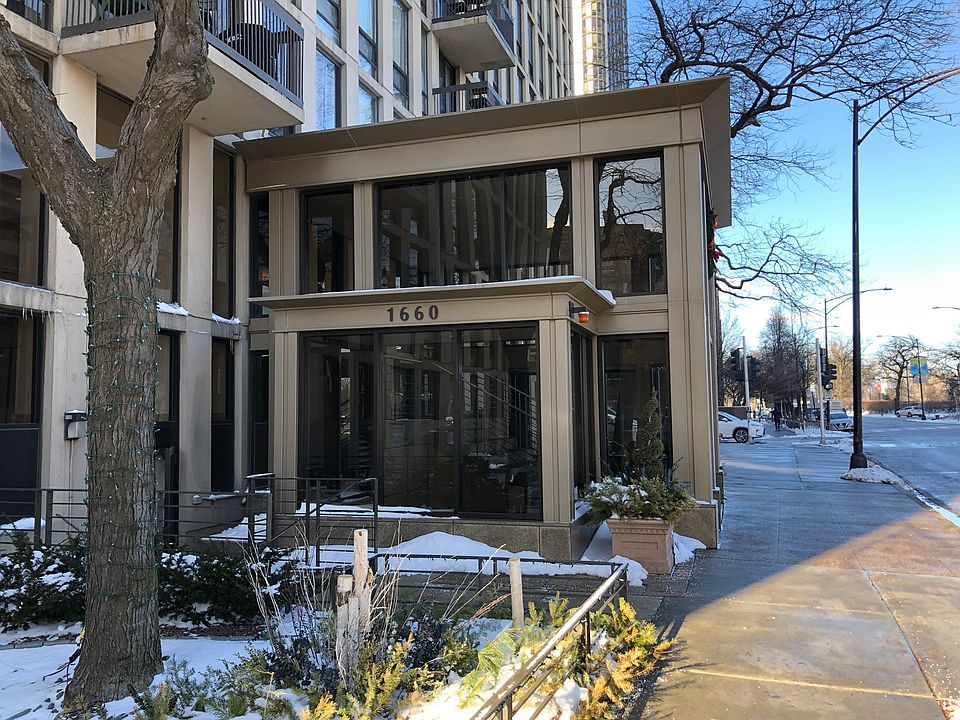 1st image of 1660 N La Salle St #901