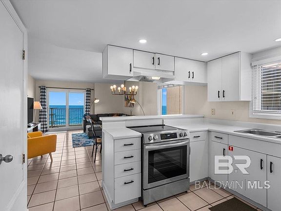 5th image of 517 E Beach Blvd APT 5D