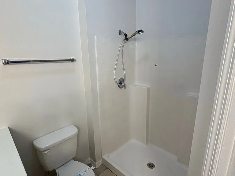 205 Churchill Ct — Photo 20