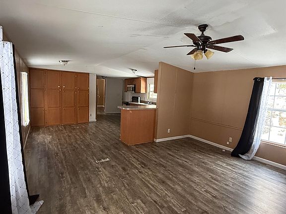 4th image of 5066 Stinson Rd