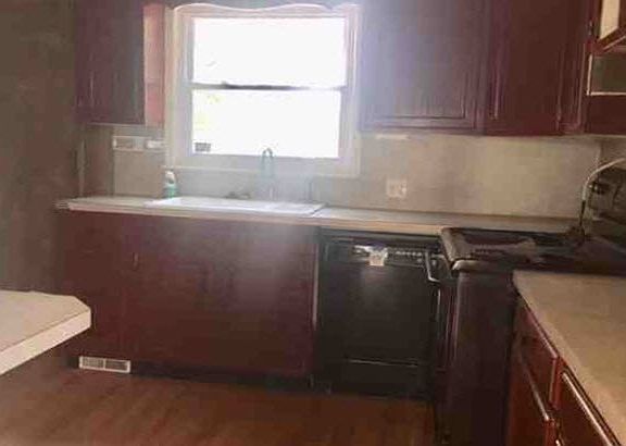 5th image of 615 Heltman Ave
