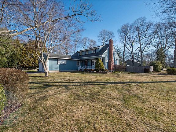 2nd image of 7 Annette Ln