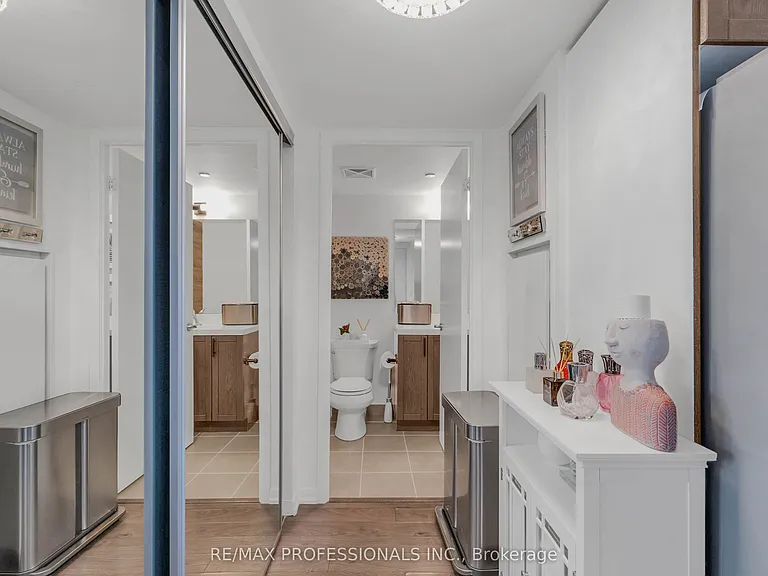 3091 Dufferin St #727 — Photo 19